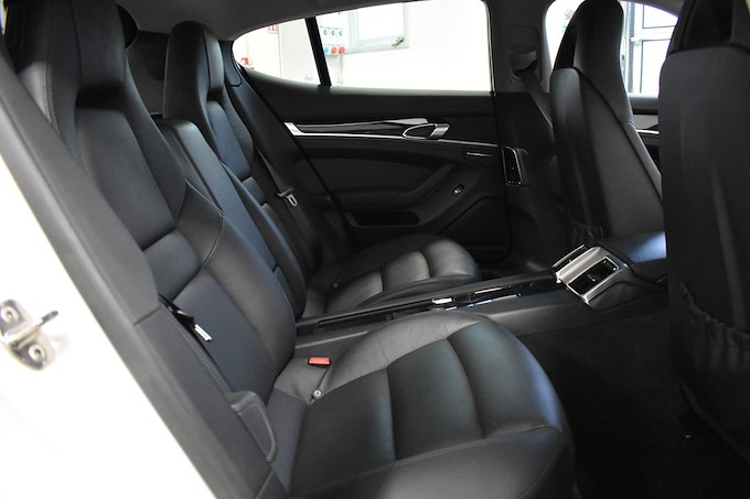 PORSCHE Panamera 3.6 4